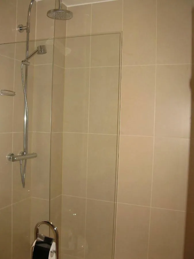 Opera Apartman *